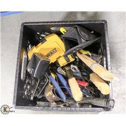 BOX OF ASSORTED TOOLS.