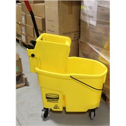 NEW RUBBERMAID MOP BUCKET WITH COMMERCIAL
