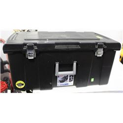 BLACK TOOL BOX 30"X14"X15".