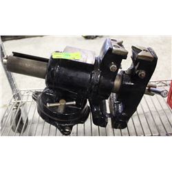 COMBINATION TABLE / PIPE VISE.