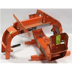 PAIR OF ADJUSTABLE PLATFORM BRACKETS