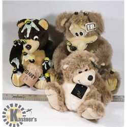 FLAT OF COLLECTIBLE TEDDY BEARS