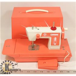 VINTAGE LITTLE QUEEN TOY SEWING MACHINE