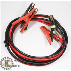 SET OF BOOSTER CABLES