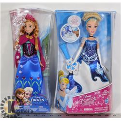 LOT OF TWO DISNEY PRINCESS ACTION FIGURES