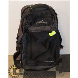 EDDIE BAUER BAG EXPEDITION DROP BOTTOM ROLLING