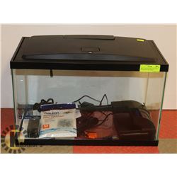 NEW 10 GALLON FISH TANK WITH FILTER WITH NEW MEDIA