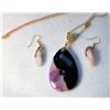 Image 1 : 16)  BLACK AND ROSE QUARTZ TEARDROP