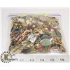 Image 1 : 2.5 POUND BAG ESTATE PIN COLLECTION