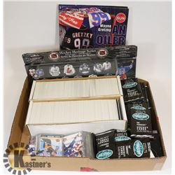 TRAY OF ASSORTED HOCKEY COLLECTIBLES