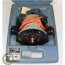 BLACK AND DECKER ROUTER.