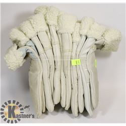 6 PAIR OF INSULATED WORK GLOVES