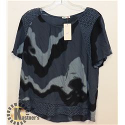 BLUE TIE DYE STYLE SHIRT ONE SIZE