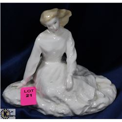 ROYAL DOULTON HN 3949 PORCELAIN FIGURINE.