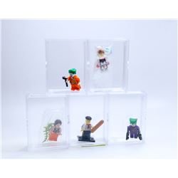 LOT OF 5 MINI FIGURES & COLLECTIBLES.