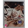 Image 1 : WAYNE GRETZKY HAND SIGNED BOYS ON THE BUS REUNION
