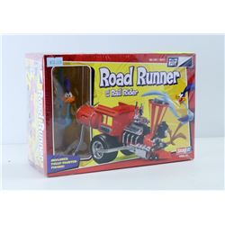 SEALED SNAP IT ROAD RUNNER AND THE RAIL RIDER