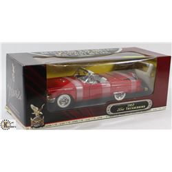 ROAD SIGNATURE 1957 FORD THUNDERBIRD 1:18 SCALE