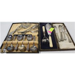 2 BOXES OF VINTAGE SERVING KNIVES & FORKS.