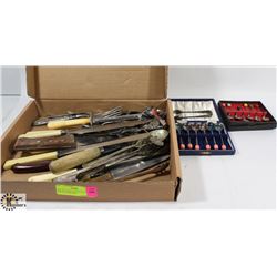 BOX OF BAKELITE SPOONS, FORKS, KNIVES & SERVERS.