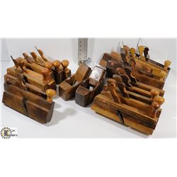 SHELF OF ASSORTED VINTAGE & ANTIQUE PLANES INCL