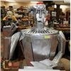Image 2 : ARTISAN WELDED 6' METAL STATUE OF TIN MAN WITH