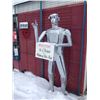 Image 5 : ARTISAN WELDED 6' METAL STATUE OF TIN MAN WITH