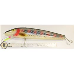 LARGE DECORATIVE FISH HOOK.