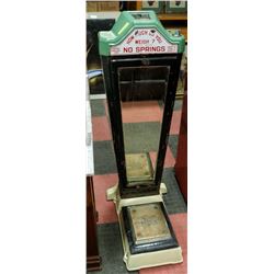 VINTAGE WATLING PENNY SCALE - NOW TAKES QUARTERS,