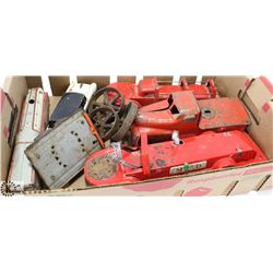 FLAT OF VINTAGE METAL CARS/TRUCKS 1940'S AND UP.