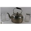 Image 1 : XLARGE GSW FARMHOUSE KETTLE WITH NABOB JARS.