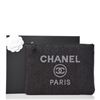 Image 8 : Chanel Straw Pouch