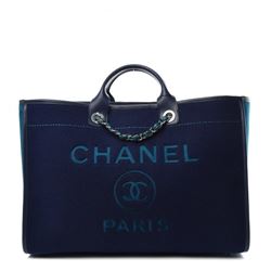 Chanel Wool/Calfskin Tote