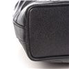Image 8 : Chanel Caviar Leather Drawstring Shoulder Bag