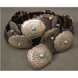 NAVAJO INDIAN CONCHO BELT
