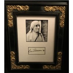 MOTHER TERESA SIGNED. (1910-1997). Previously lot 122.