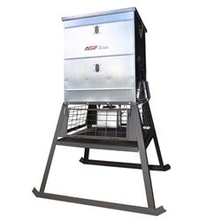 600 lb Stand & Feeder