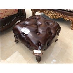 TUFTED LEATHER OTTOMAN