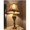 Image 1 : TABLE LAMP