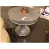 Image 1 : SMALL CONSOLE TABLE