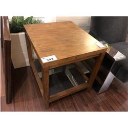 SMALL WOODEN SIDE TABLE