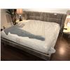 Image 1 : KING SIZE BED WITH MATTRESS