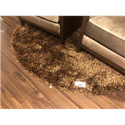 ROUND BROWN SHAG AREA RUG