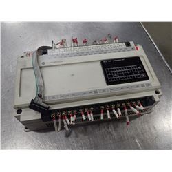 Allen Bradley SLC 150 Expansion Unit, M/N: 1745-E151