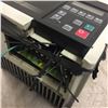Image 3 : Allen-Bradley 1305-BA09A Motor Drive *BROKEN COVER SEE PICS*