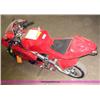 Image 2 : APC red 43cc gas sport bike style scoot