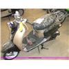 Image 1 : Panterra Retro gas-powered road scooter