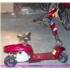 Image 2 : Two-wheeled gas scooter