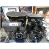 Image 1 : 3 Binoculars with Cases