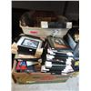 Image 1 : 2 Boxes of Assorted Picture Frames